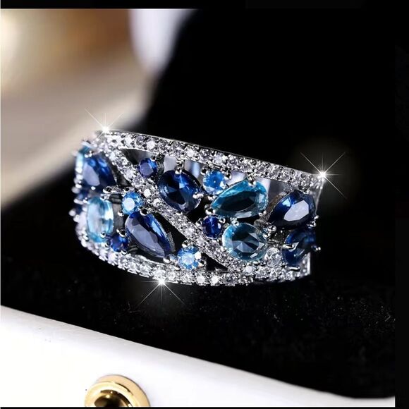 🩵 Blue Crystal Cz Diamond Wide Band  Ring 💎 - Picture 2 of 16